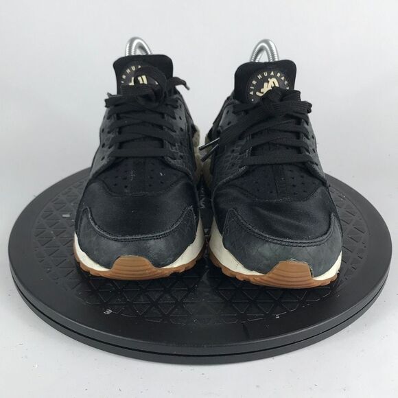 Nike Air Huarache Run Black/White/Gum Running Shoes 3020450-104 Women’s Size 6.5 - Picture 2 of 12